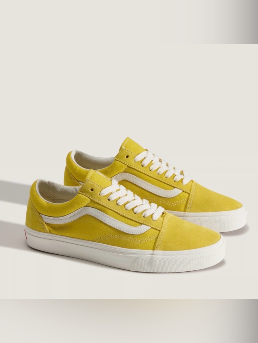 Vans Old Skool Shoes, yellow & white, size US Kids 5, skate inspired, low tops.